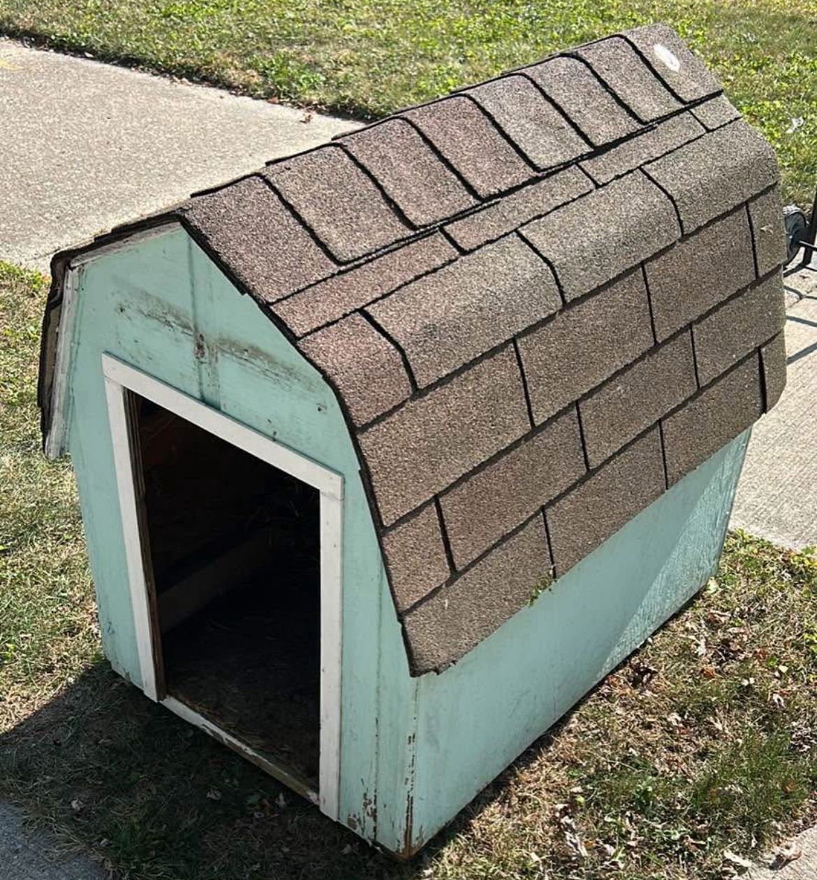 Study Wooden Dog House