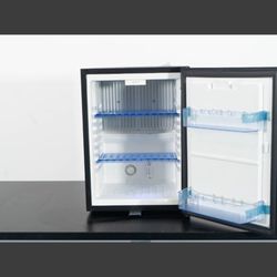 Smad Single Door Compact Refrigerator with Lock