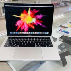MacBook Pro 2018 16gb ram 256gb ssd