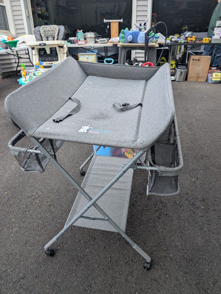 Foldable Changing Table