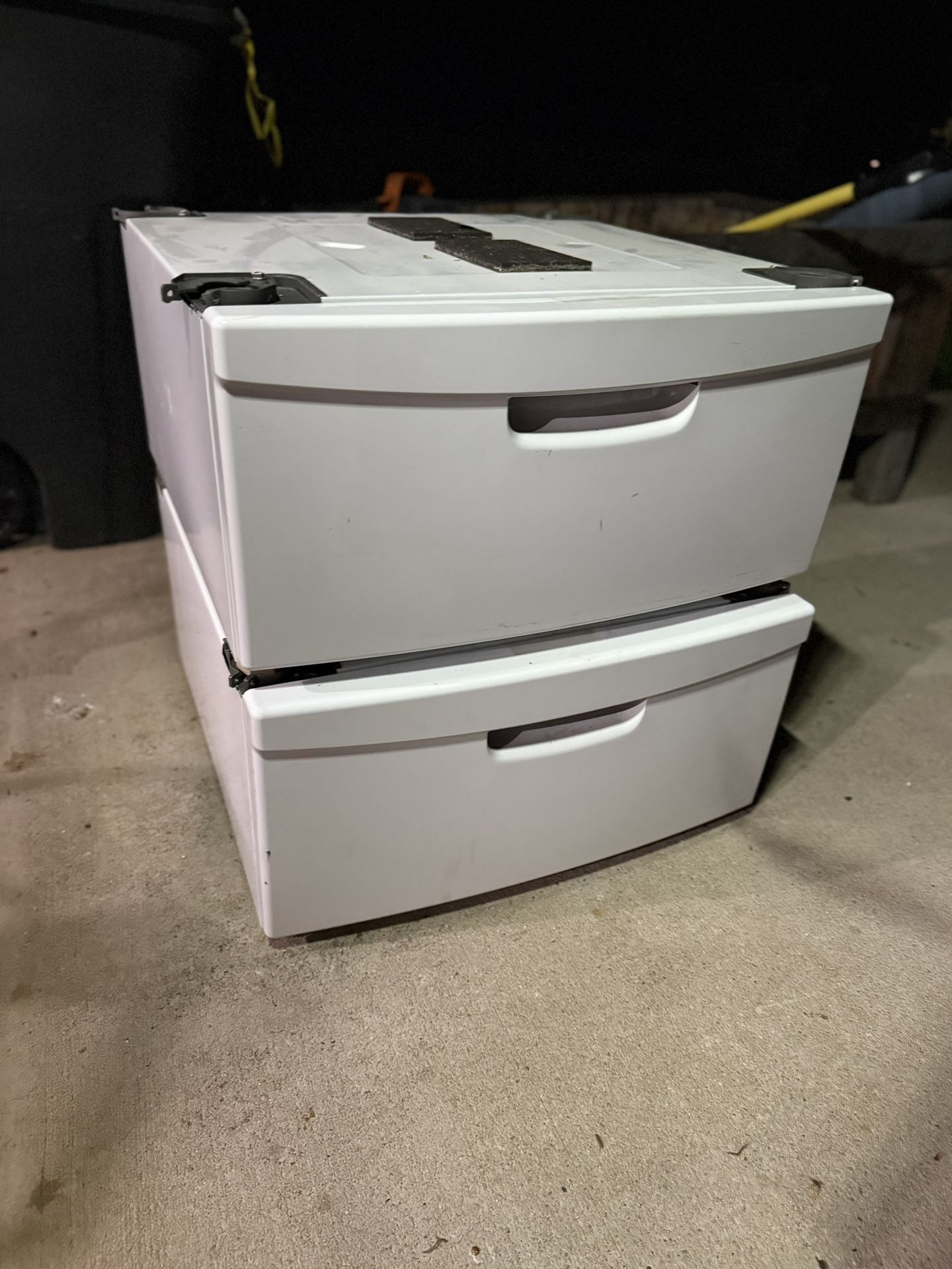 Samsung 27 Inch Pedestals