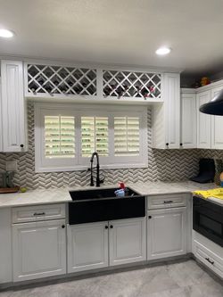 Custom Interior Wood Shutters. Install Included. Persianas De Madera. Best Pricing. We Service All of Southern California. 951-573-2560