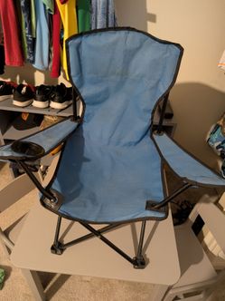 Child Blue Foldable Camping / Tailgate Chair