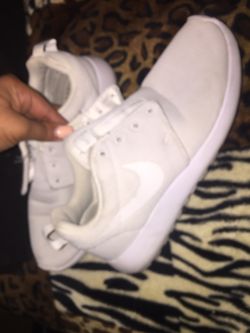 Woman’s Nike shoes