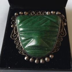 Rare Vintage Jade Pin/brooch Signed