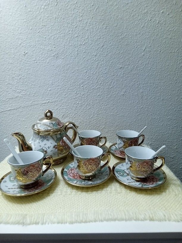 TEA SET