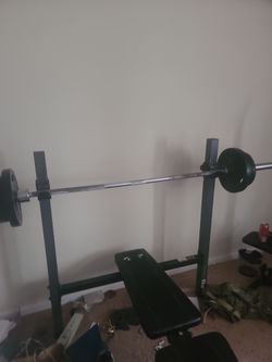 Bench press and weights