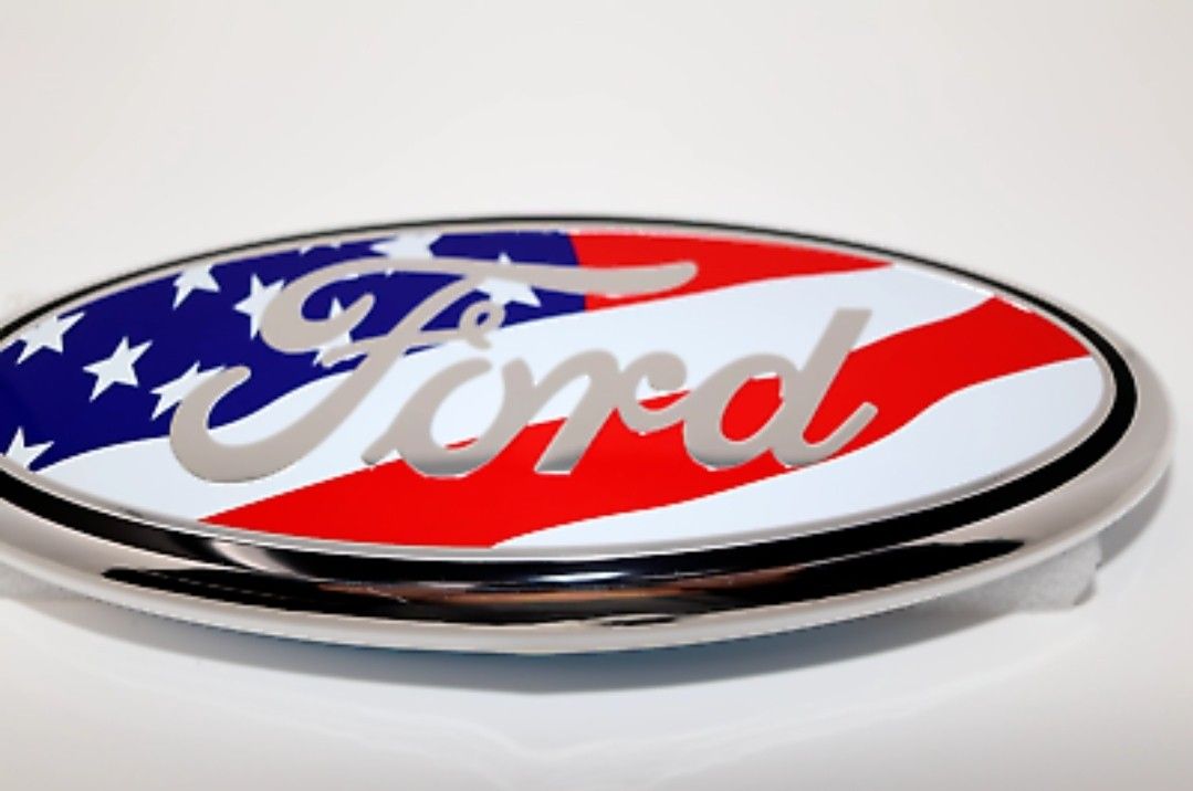 Ford F150 FRONT GRILLE / TAILGATE Flag Emblem 9 Inch USA American Grill Oval