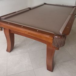 Pool Table 8ft ( Free Delivery & Set Up ) 