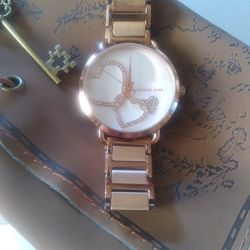 Womens Michael Kors Rose Gold Watch