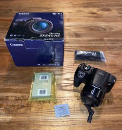 Canon PowerShot SX540 HS Digital Camera w/50x Optical Zoom - Wi-Fi & NFC