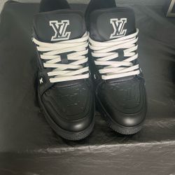 Lv Trainers 