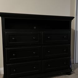 Solid Wood Dresser/TV Stand 