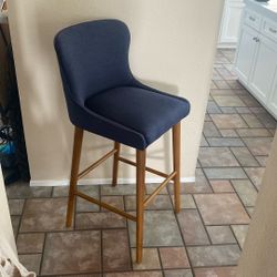 Bar Stool With Back