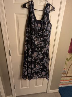 Black Floral Sleeveless Midi Dress