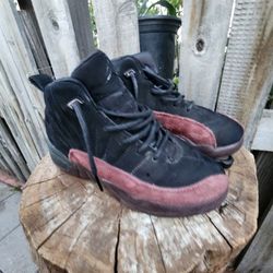 Jordan 12 Retro SP
A Ma Maniére Black