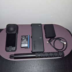 Insta360 X5 + accessories