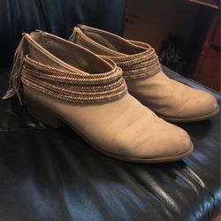 BCBG Booties    Size 11