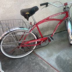 Vintage Schwinn Beach Cruiser