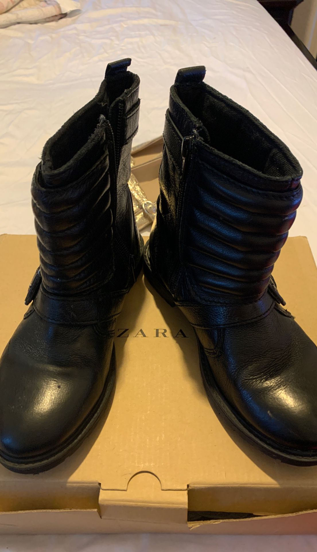 Girl boots Zara