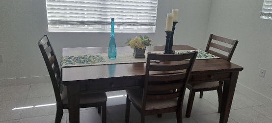 Dining Table With 4 Chairs And Bench