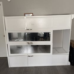 Spacious white dresser