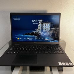 dell Labtop Size: 1 Ft 2in X 9.5 In
