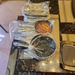 16 Cream And Sugar Trays , 4 Non Stick  Pans