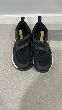 Nike Kids Sneakers Black and Gold