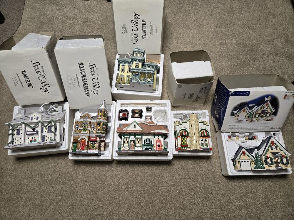 Department 56 Christmas Village