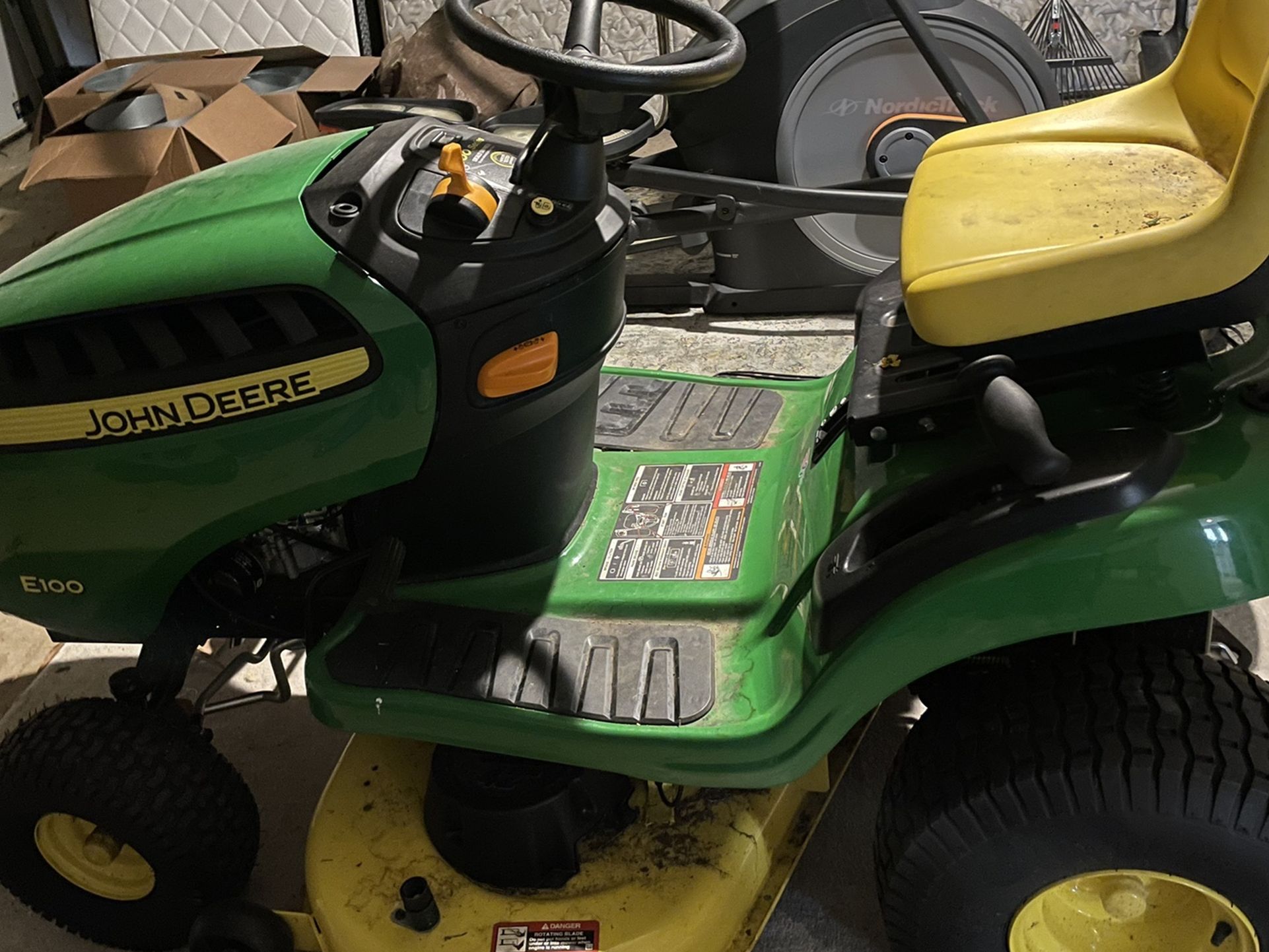 John Deere E100 Ride Mower for Sale in Huntersville, NC OfferUp