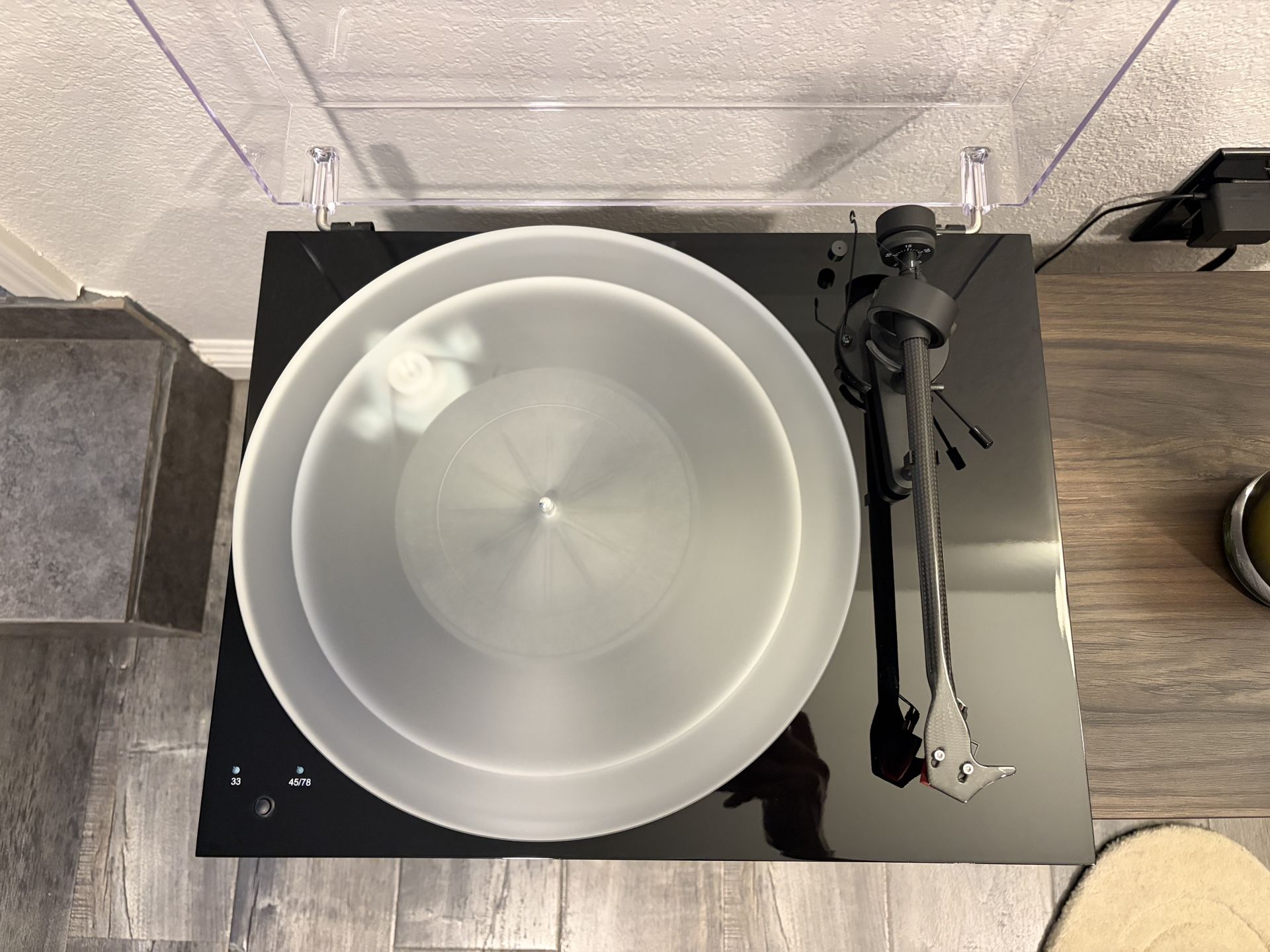Pro-ject Debut Carbon