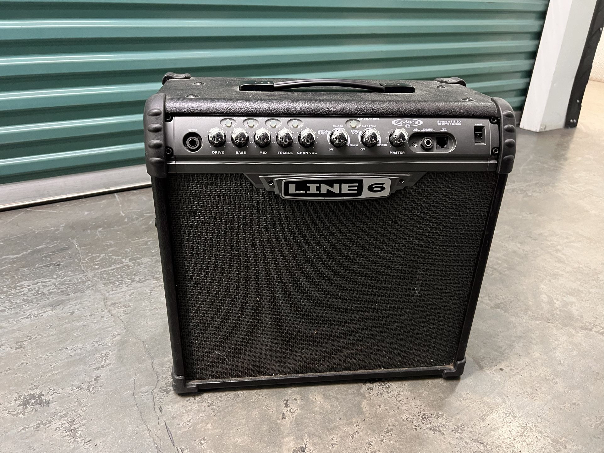 Line 6 Amplifier (With Footboard)