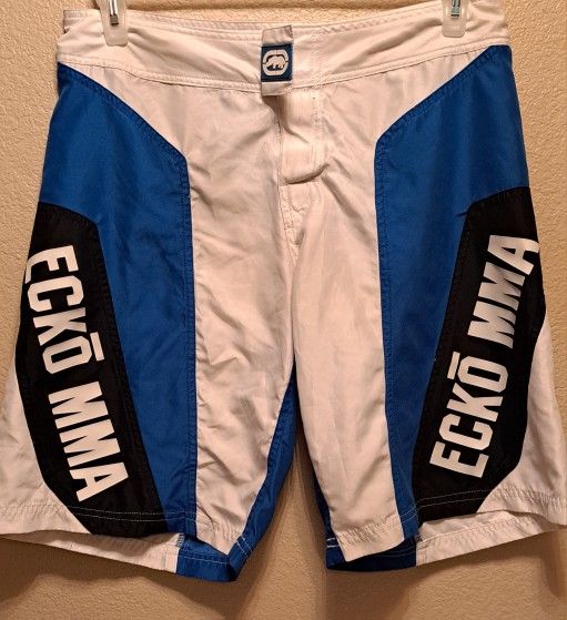 Eckō Men's MMA Shorts blue / white size 30