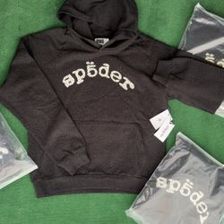 So5der Hoodie