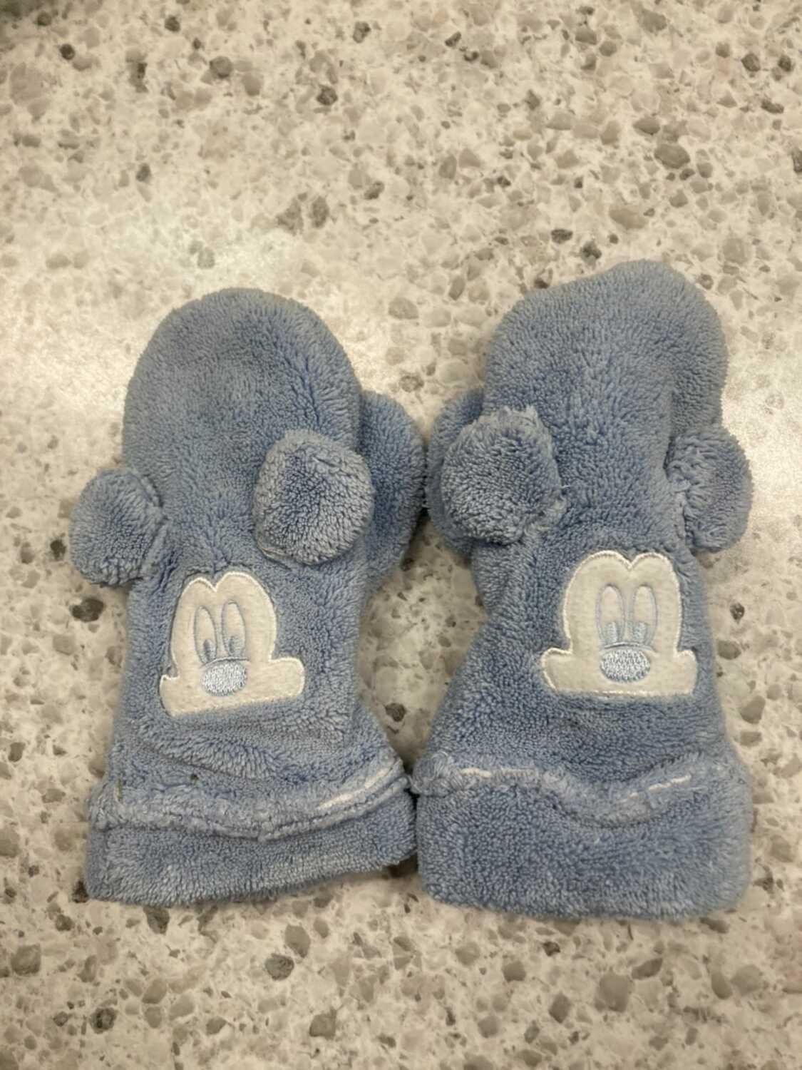 Mickey Mouse Mittens