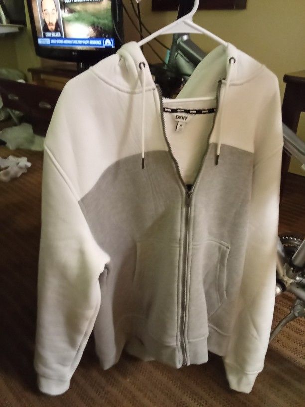 XL " DKNY" HOODIE SWEATSHIRT