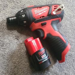 Milwaukee M12 drill, 2.0ah Battery(NEW)