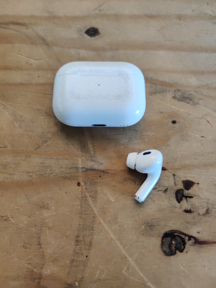 Original Apple Airpods Pro 2nd Generation (R) Right & USB-C Charging Case A2968 A3047