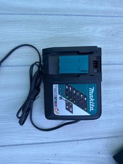 Malita charger single battery