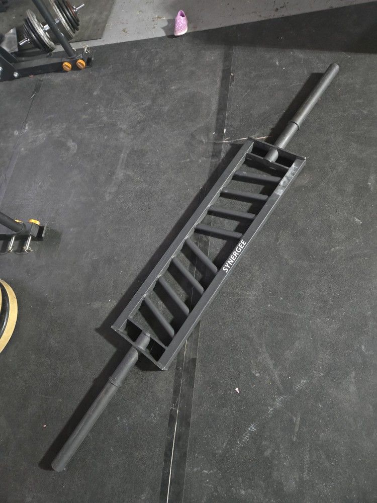 Angled Multi-grip Bar