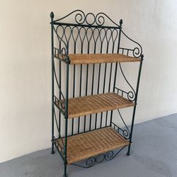 High quality wicker and metal Etagere 