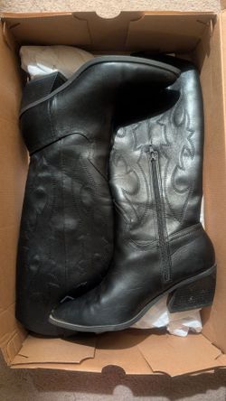 Black Cowgirl Boots