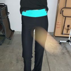 Xersion Slim Fit Flare Leg Work Out Pant 