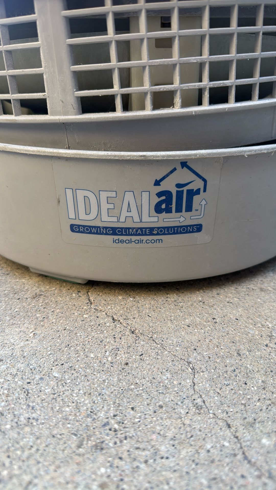 Ideal Air Humidifier + titan Eos Humidity / Dehumidify Control  