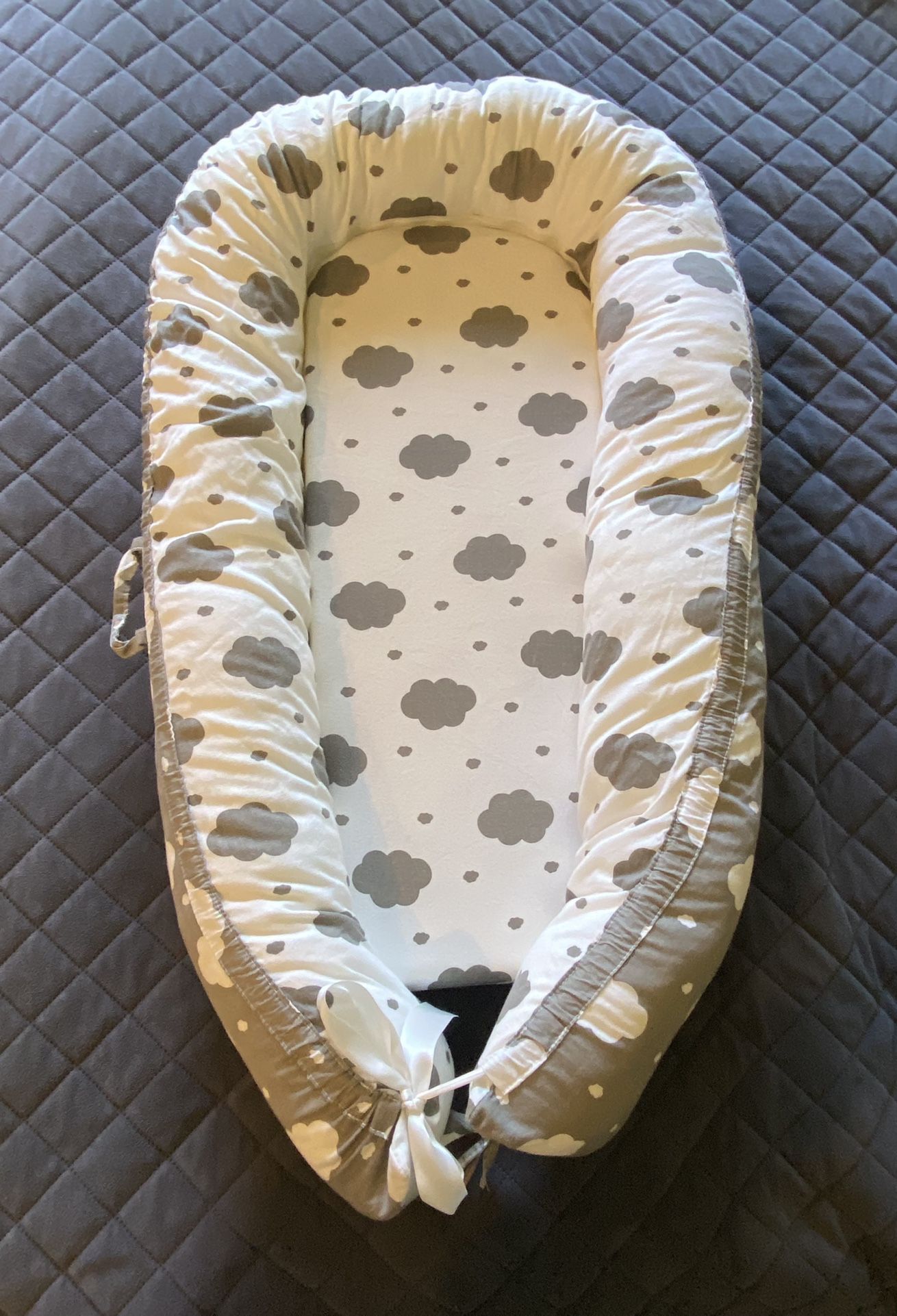 Reversible baby co-sleeper