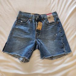 Women’s Levi’s shorts