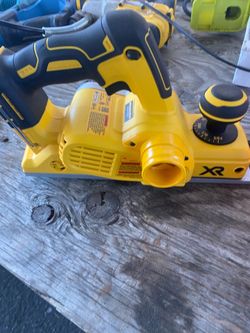 Dewalt