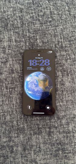 Black Apple iPhone 12