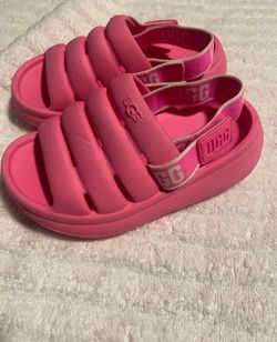 UGG Girls Size 9